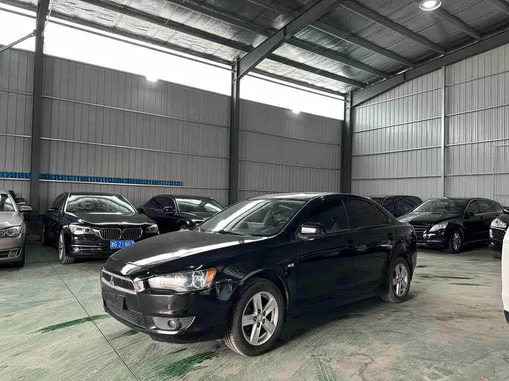 Mitsubishi Lancer EX