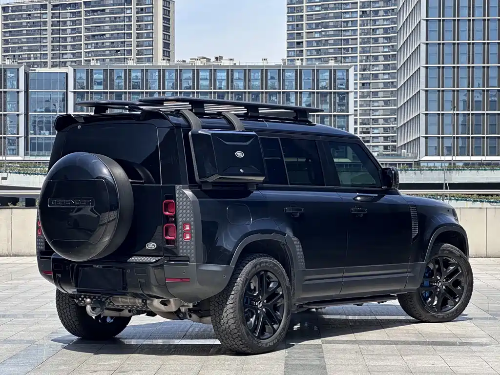 Land Rover Defender — миниатюра 18