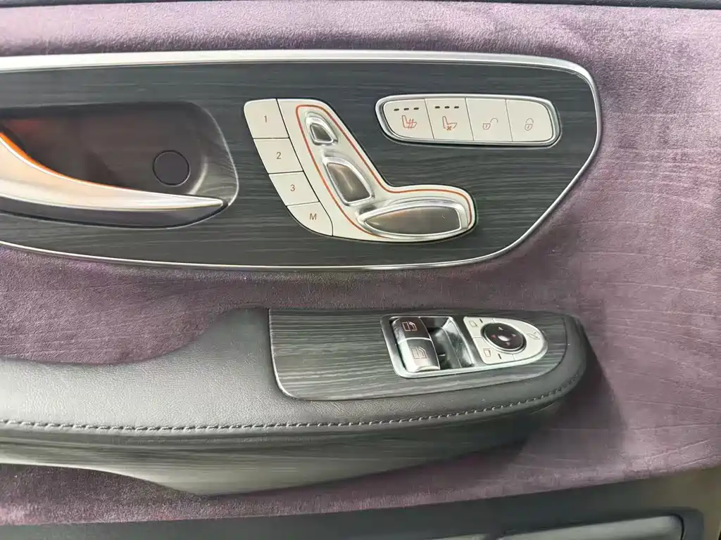Mercedes-Benz V-Class — миниатюра 18