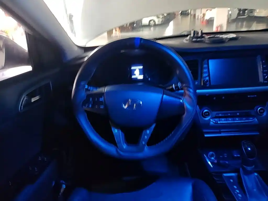 Hyundai Mistra — миниатюра 11