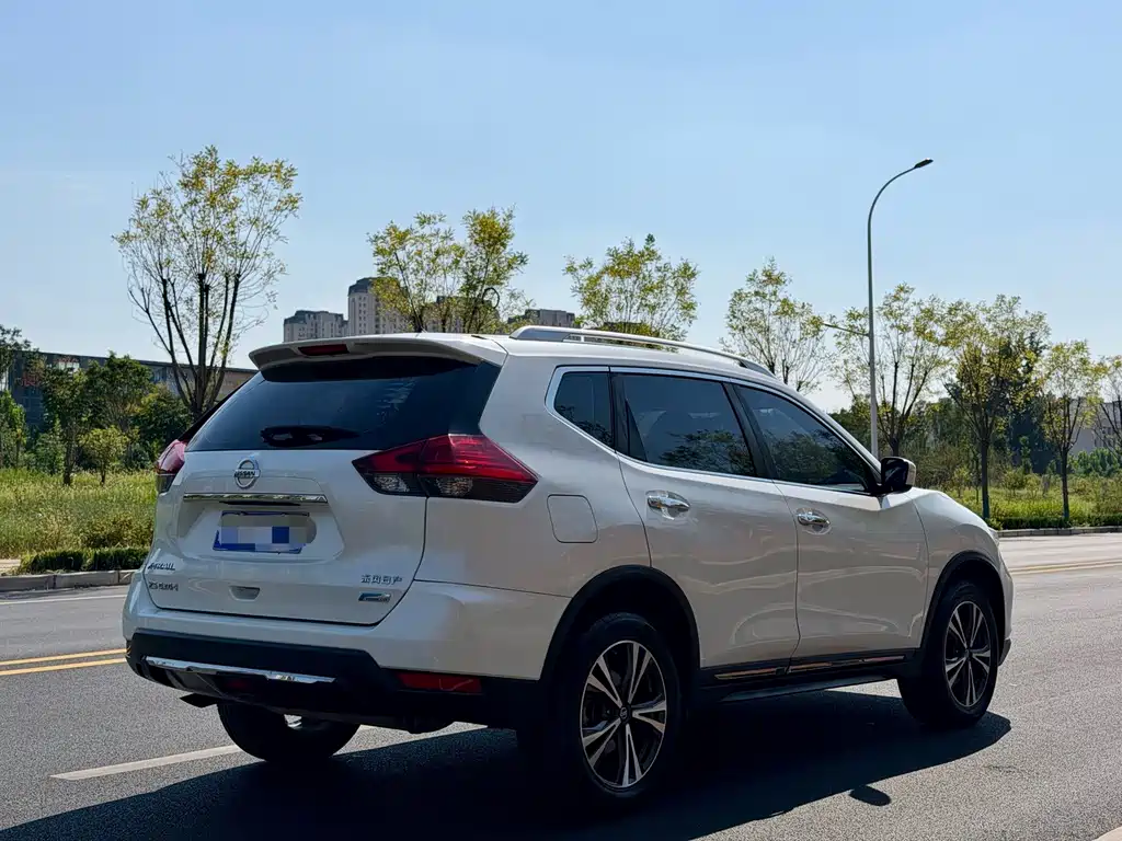 Nissan X-Trail — миниатюра 13