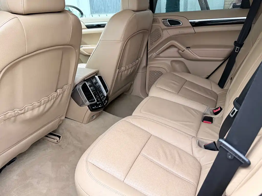 Porsche Cayenne 2011 Cayenne 3.0T