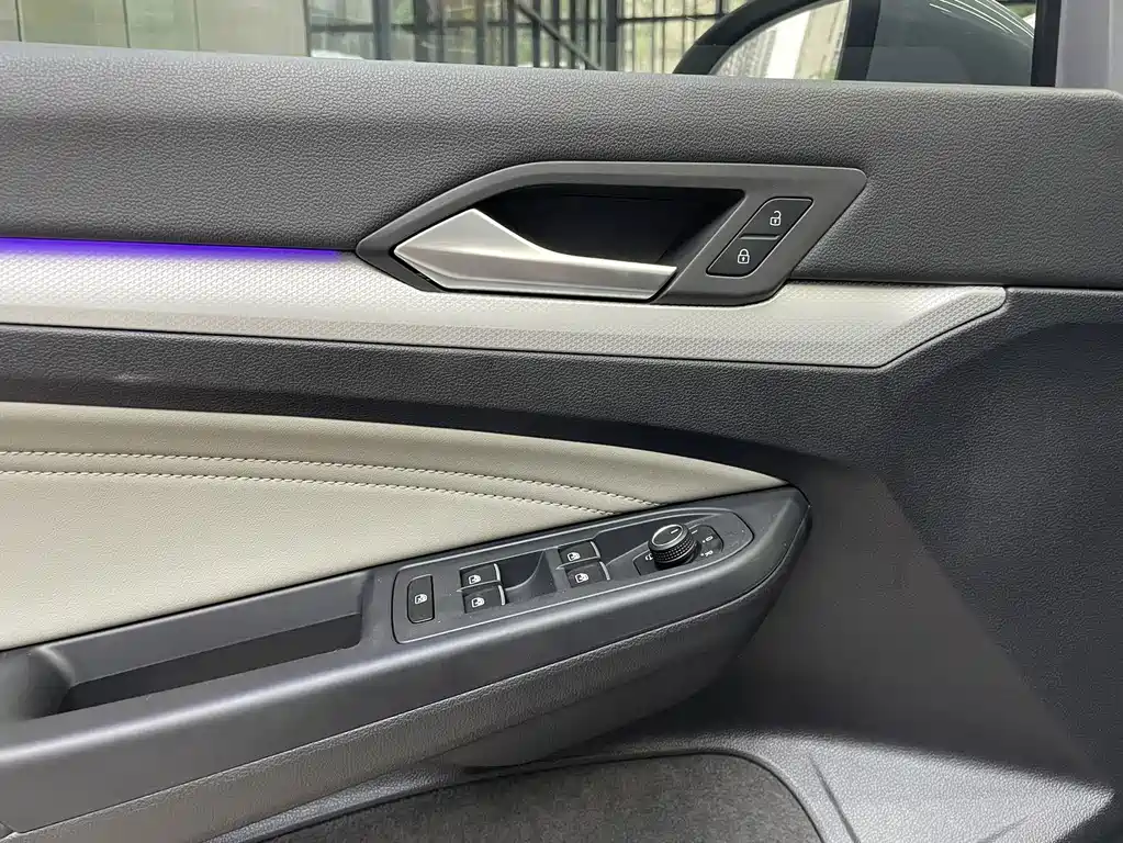Volkswagen Golf — миниатюра 15