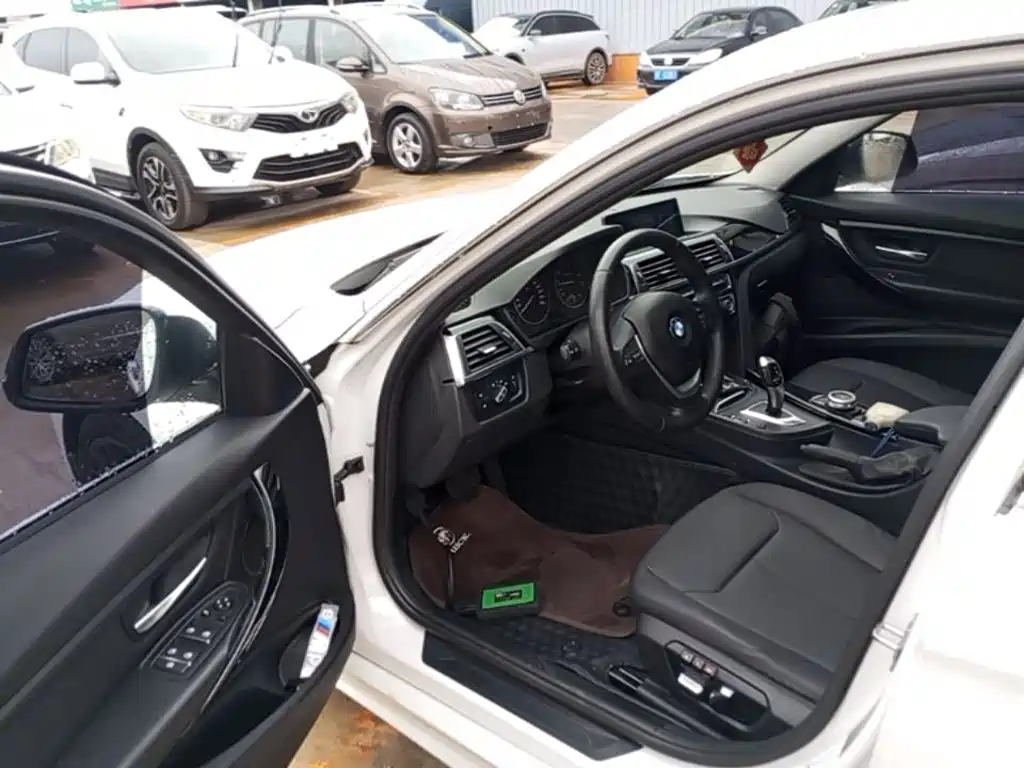 BMW 3 Series — миниатюра 16
