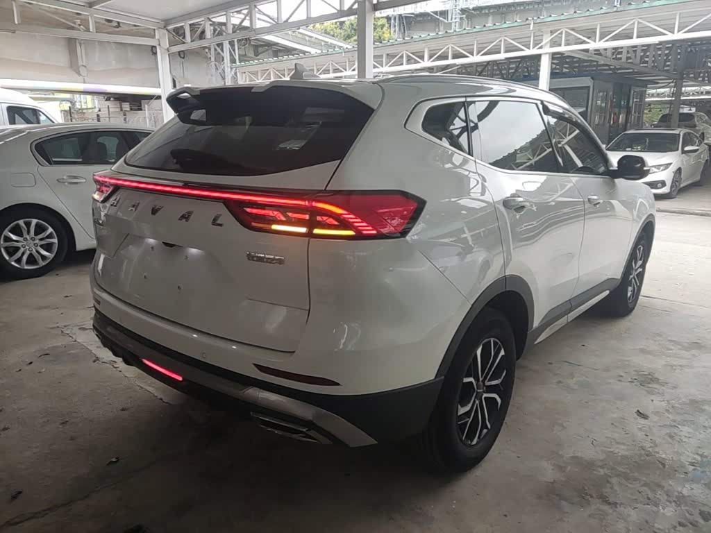Haval Haval H6 1.5 л 2022 г. Белый, пробег 33600 км