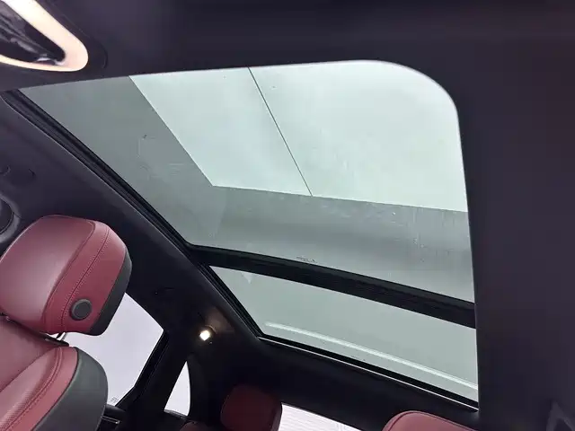 Porsche Macan — миниатюра 15