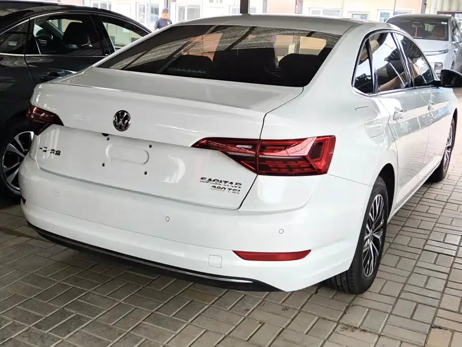 Volkswagen Sagitar — миниатюра 3