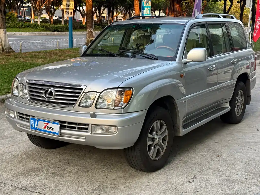 Lexus LX 03 470