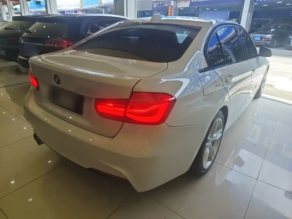 BMW 3 Series — миниатюра 5