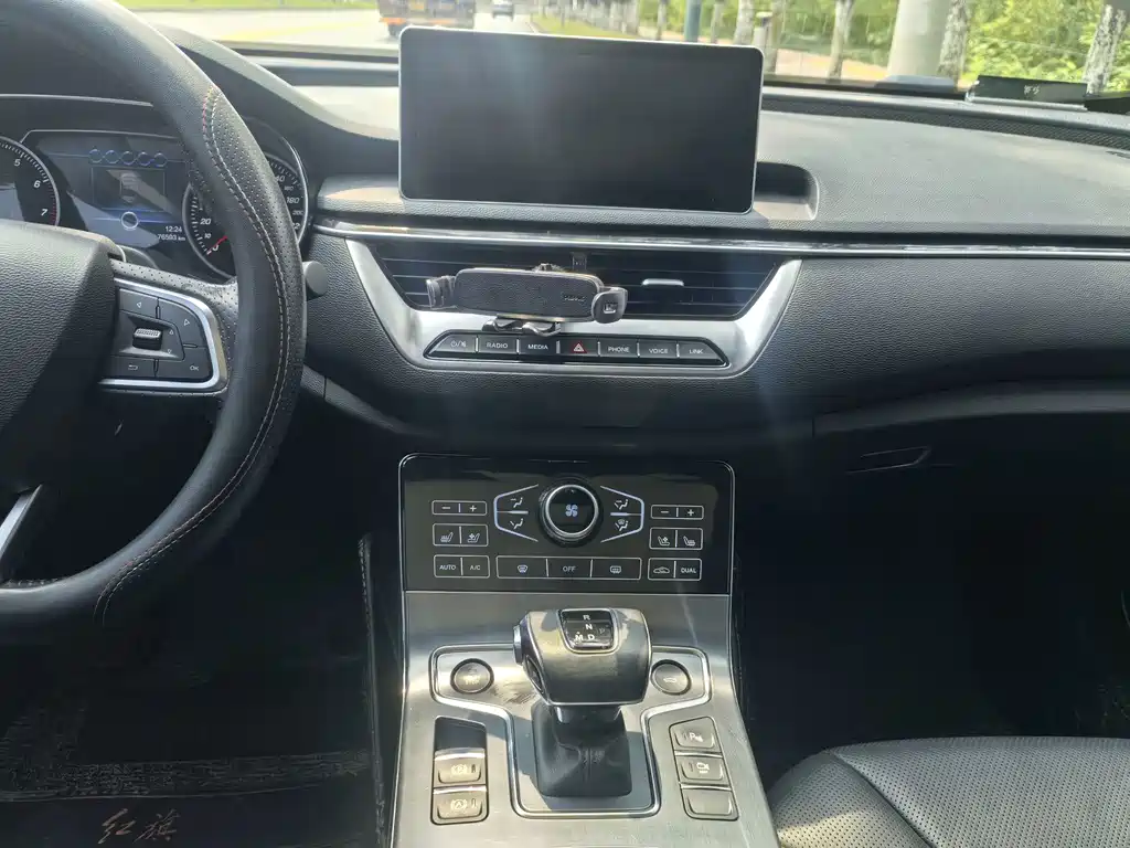 Hongqi Hongqi H5 — миниатюра 5