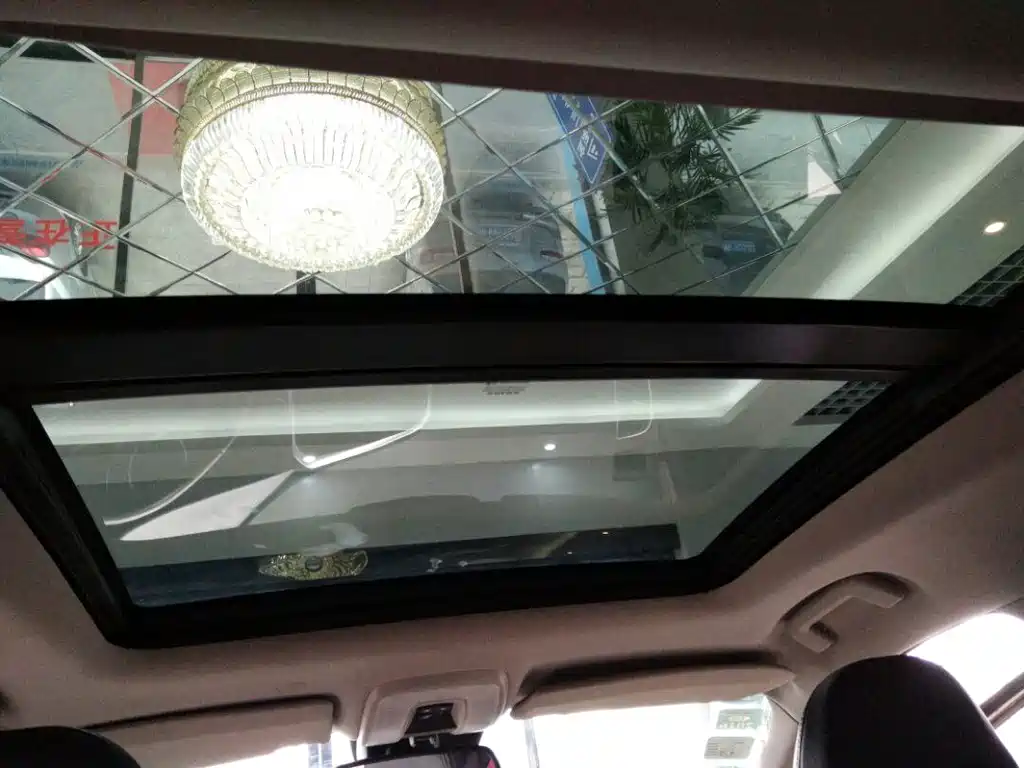 Volvo XC60 (Import) — миниатюра 5