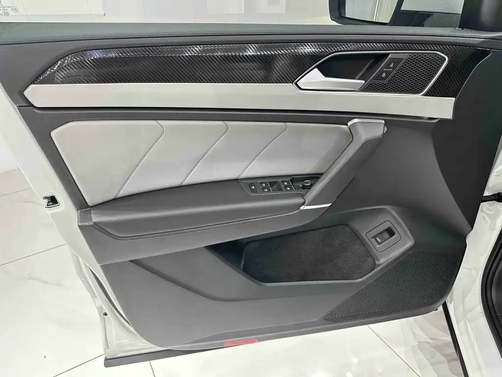 Volkswagen Tayron — миниатюра 8