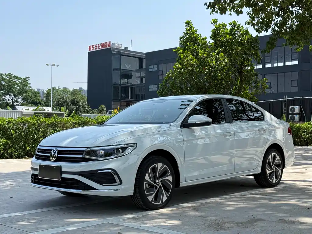 Volkswagen Bora 2025