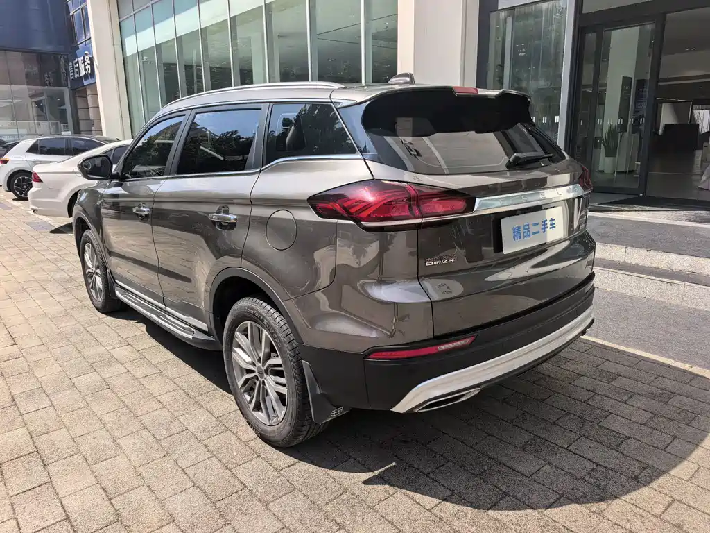 Geely Boyue — миниатюра 15