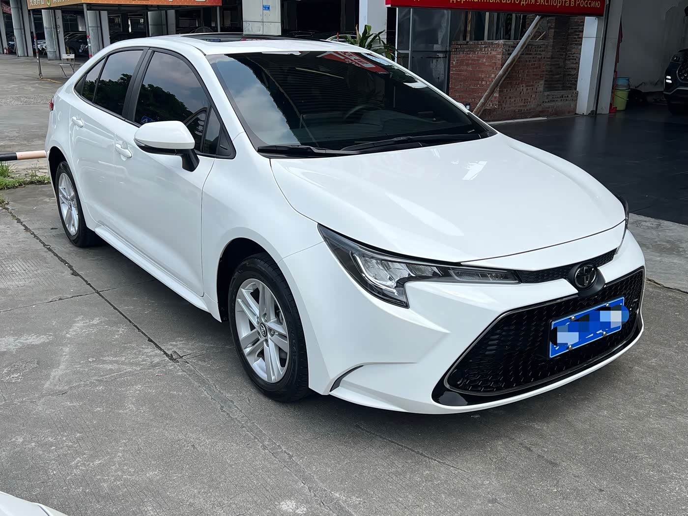Toyota Levin 1.2 л 2023 г. Белый, пробег 42699 км