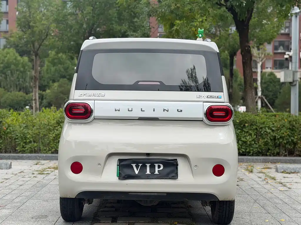 Wuling MINIEV — миниатюра 5