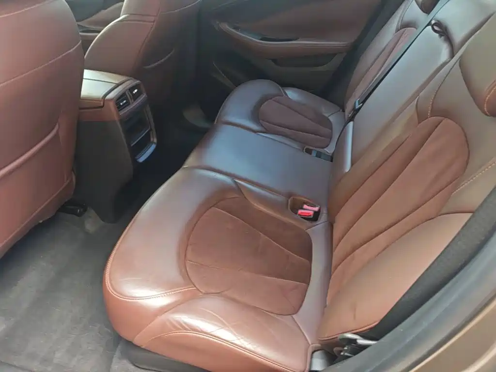 Buick Envision Plus — миниатюра 17