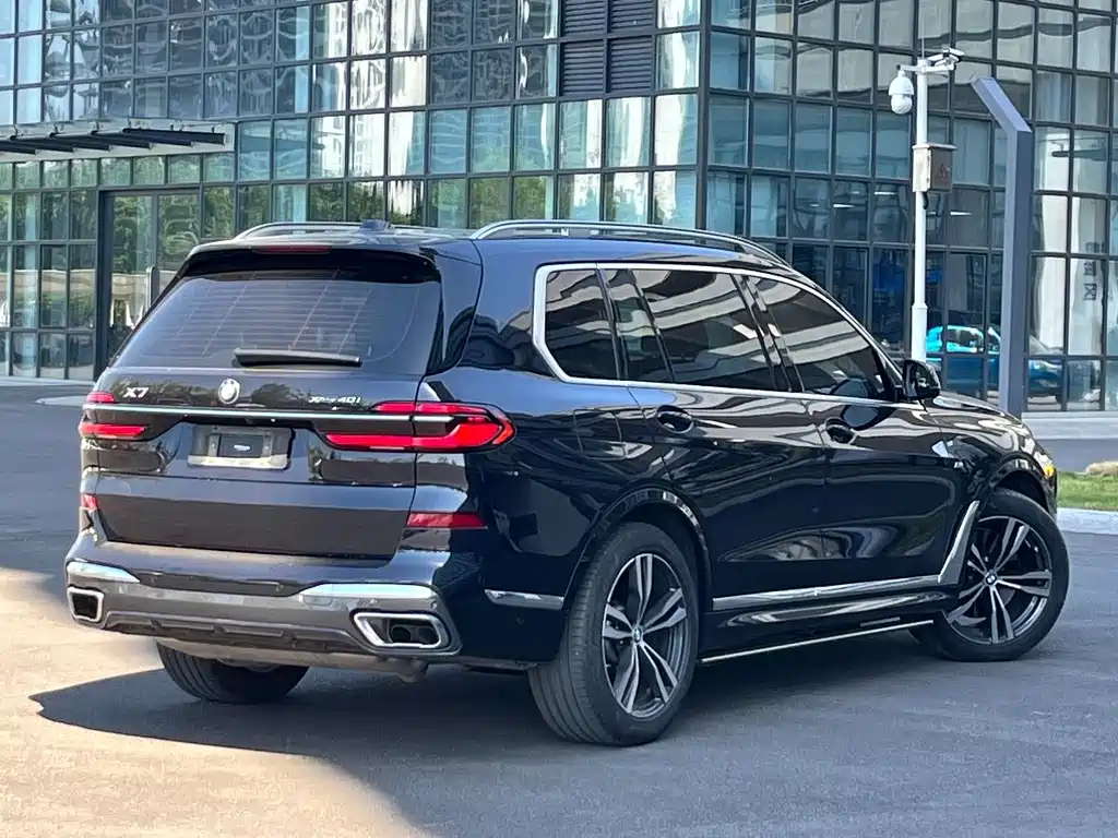 BMW X7 2023 xDrive40i Premium M Sport