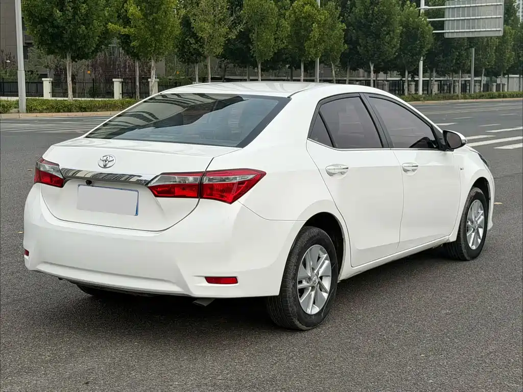 Toyota Corolla — миниатюра 9