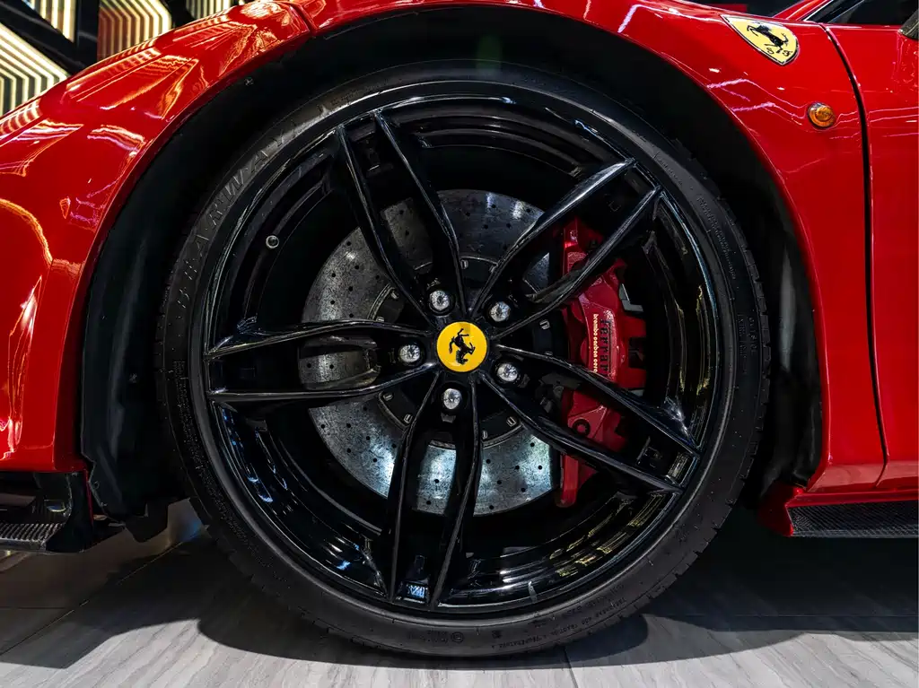 Ferrari 488 — миниатюра 11