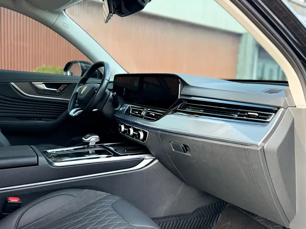 Hongqi Hongqi HS5 — миниатюра 10