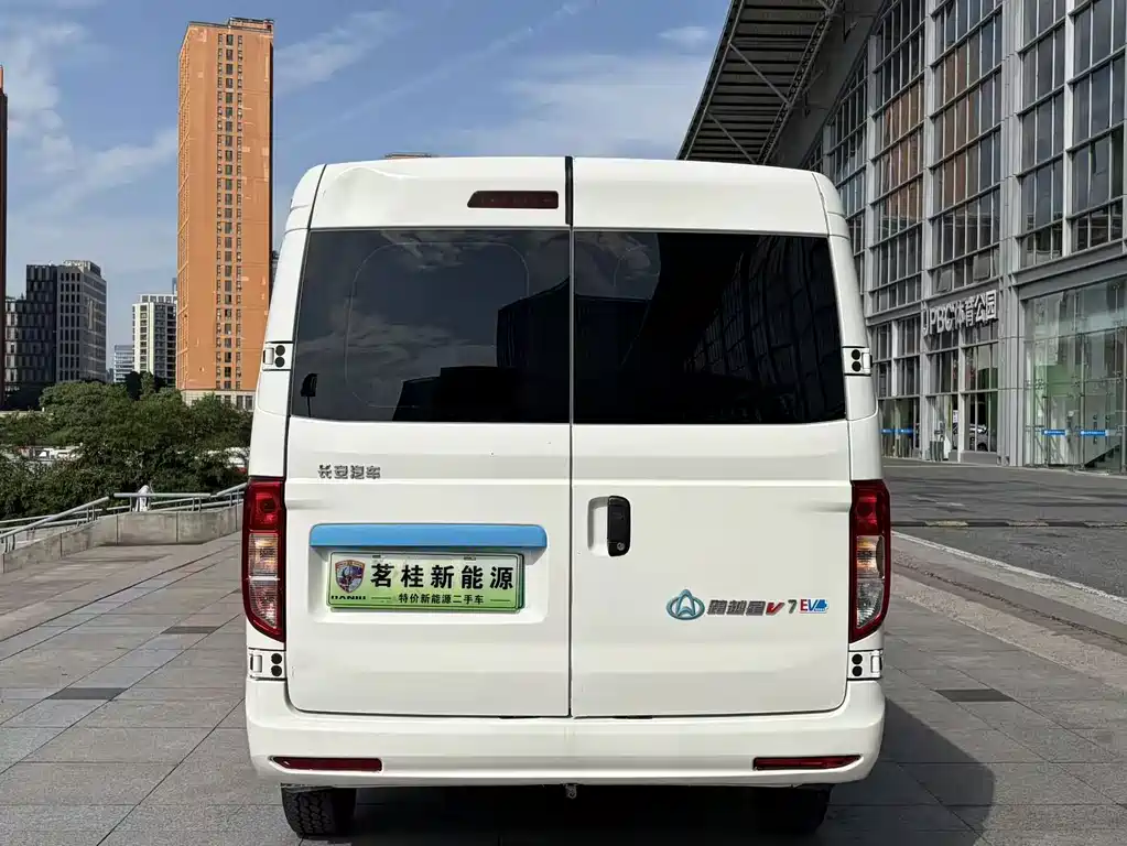 Kuayue Kuayue Star V7 EV — миниатюра 7