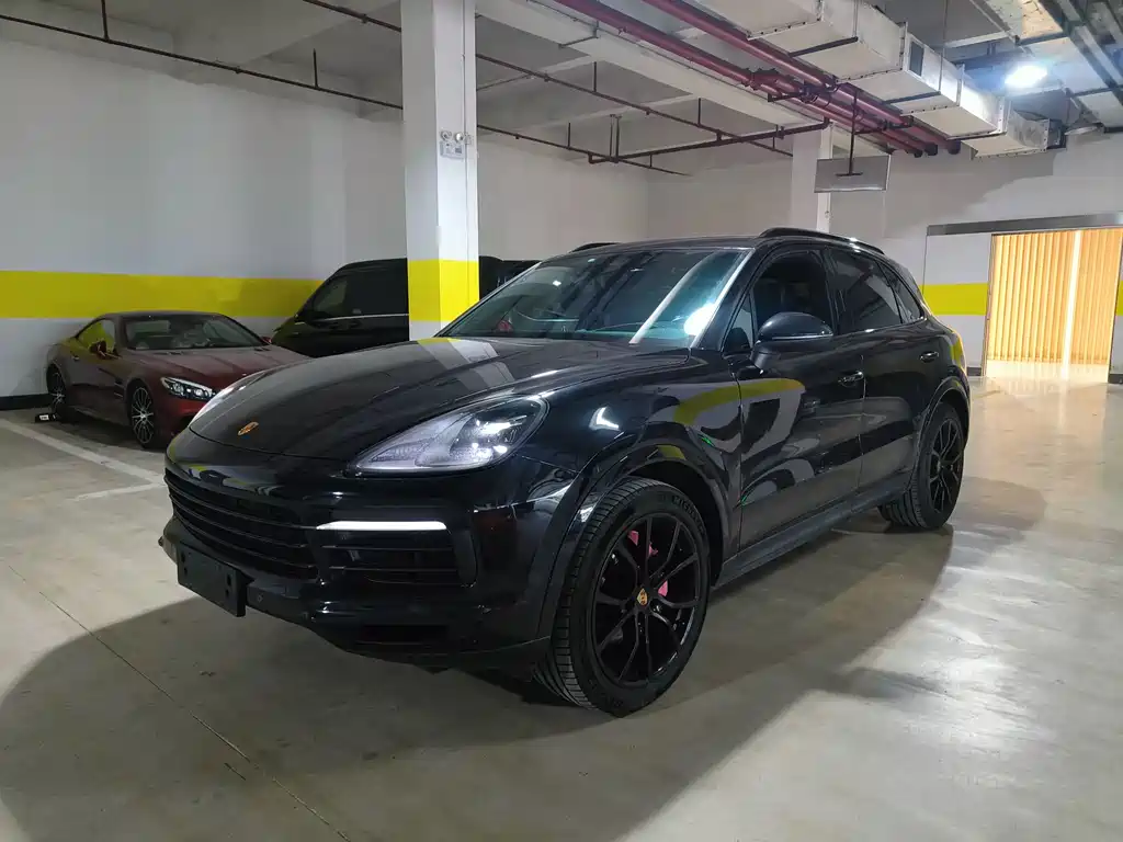 Porsche Cayenne 2022
