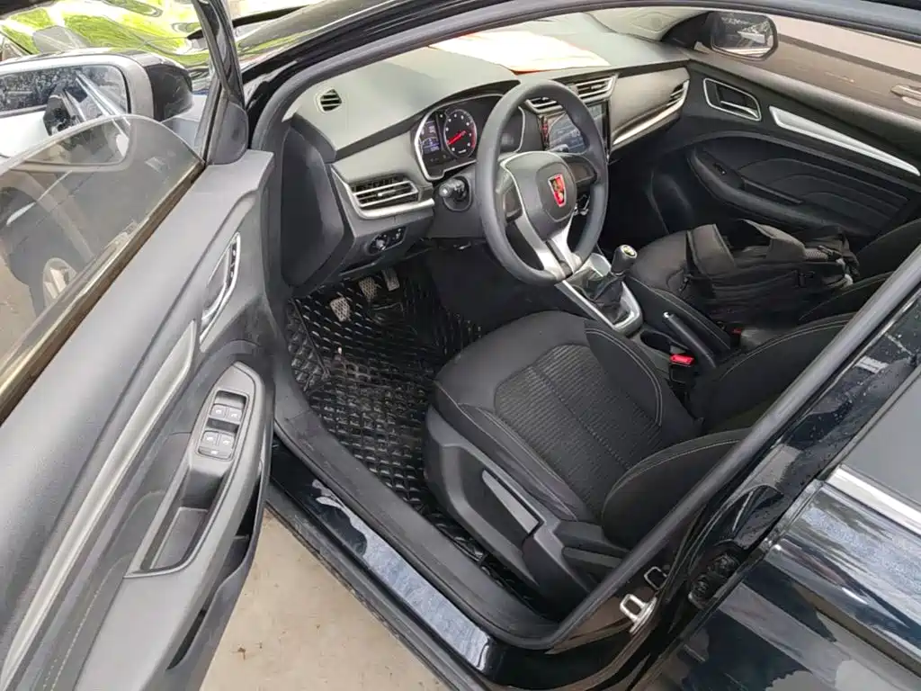 Roewe RX3 — миниатюра 16