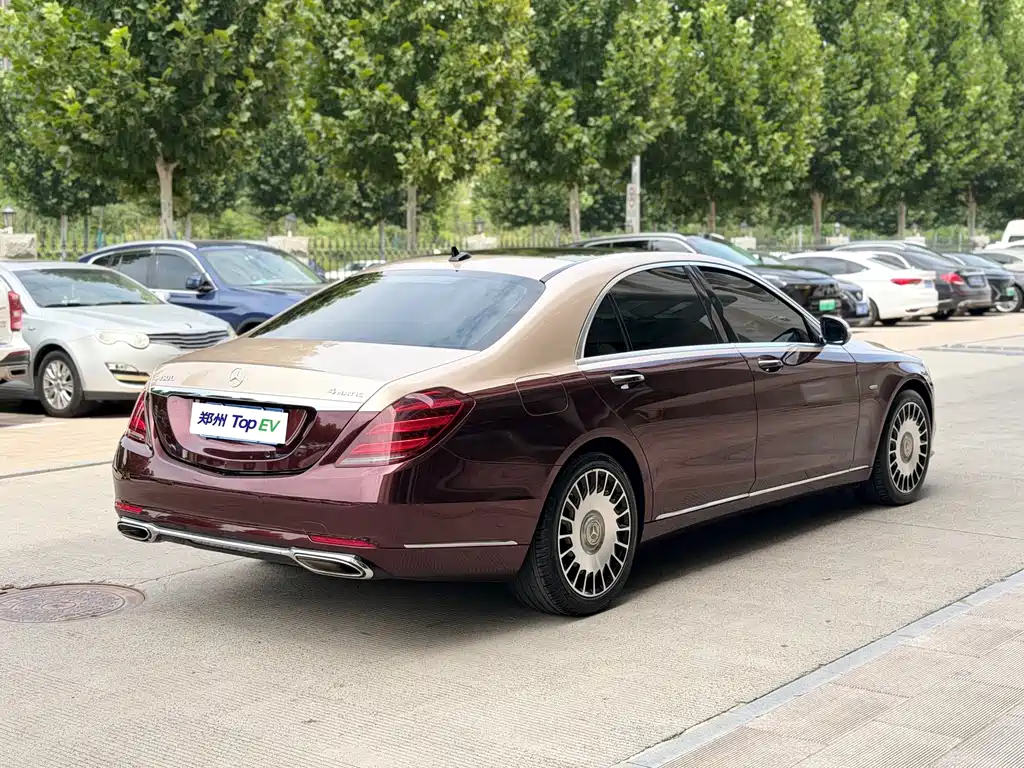Mercedes-Benz S-Class — миниатюра 7