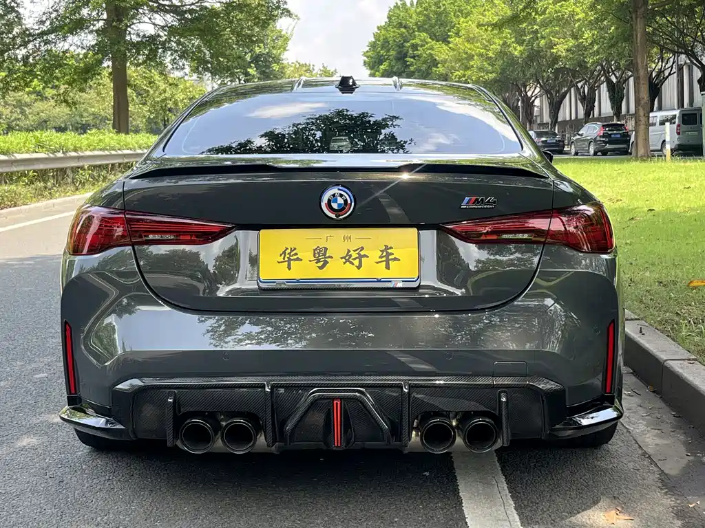 BMW M4 — миниатюра 3