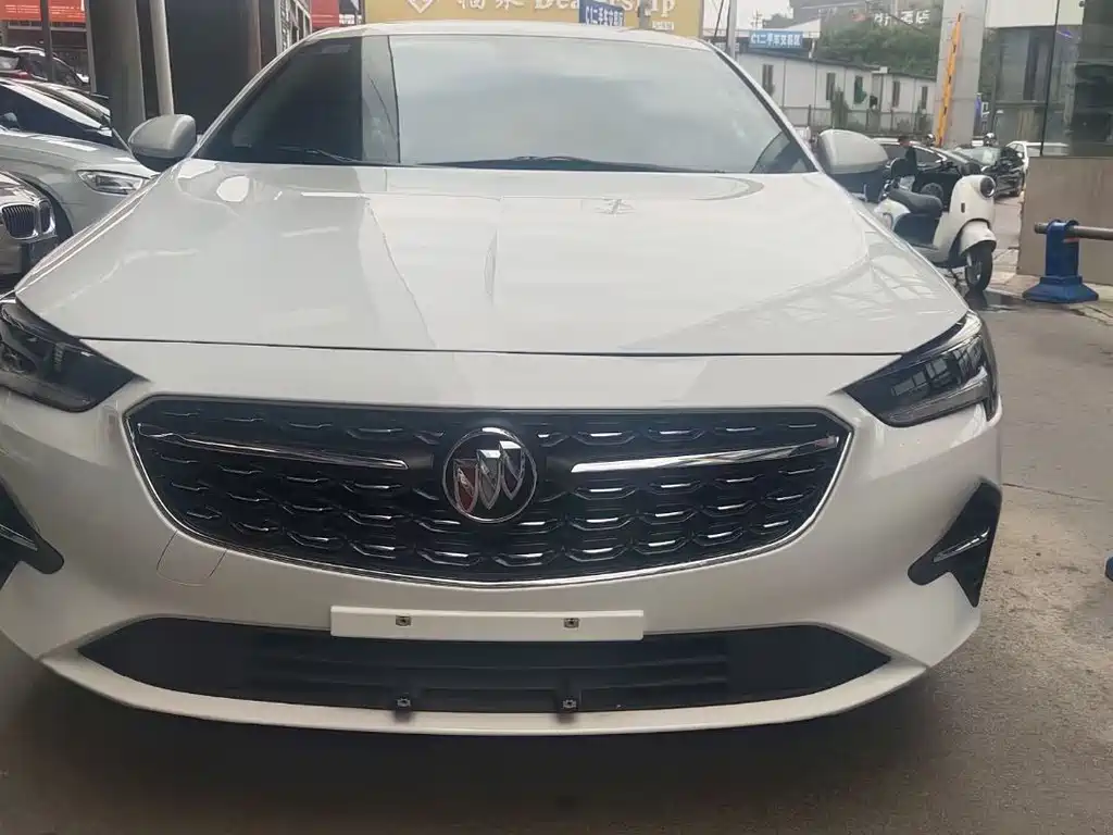Buick Regal — миниатюра 2