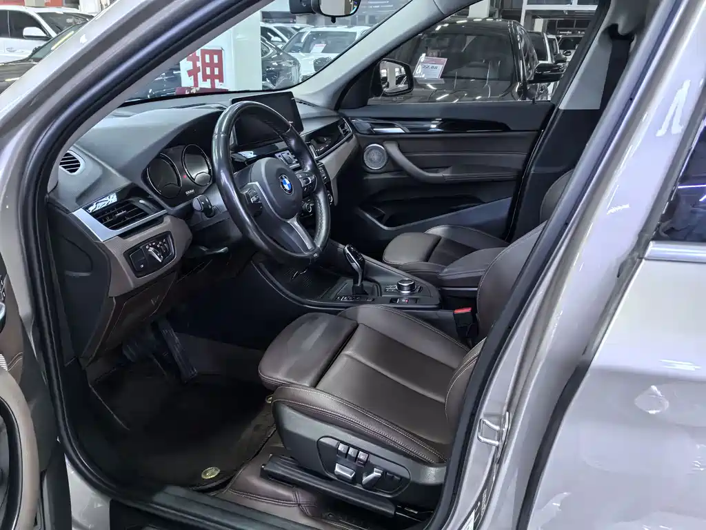 BMW X1 2022 sDrive25Li Lead