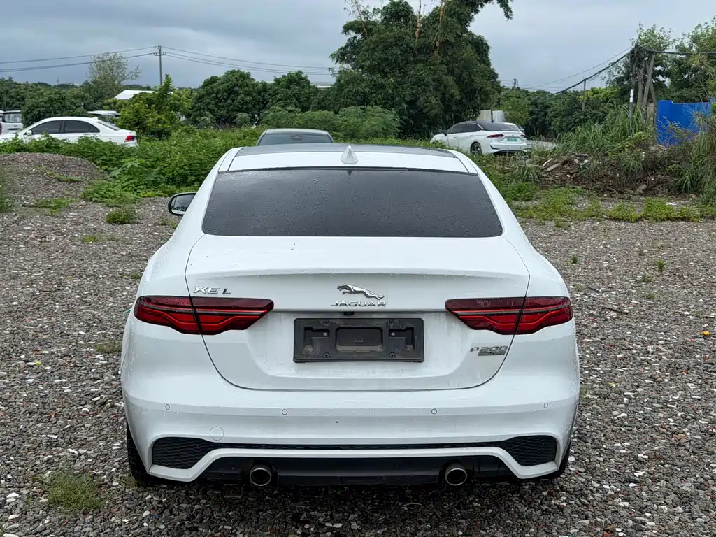 Jaguar XEL — миниатюра 8