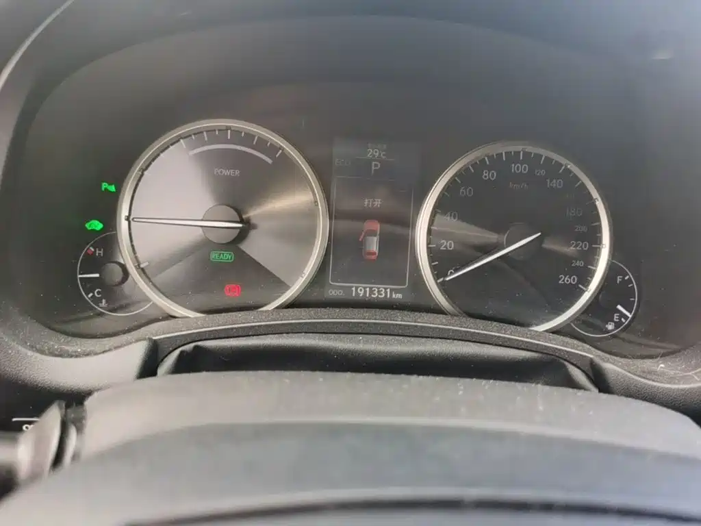 Lexus NX — миниатюра 16