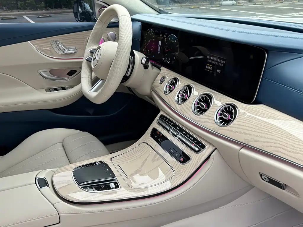 Mercedes-Benz E-Class (Import) — миниатюра 11