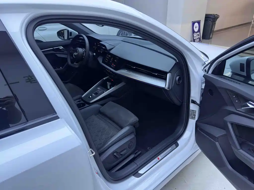 Audi A3 — миниатюра 11