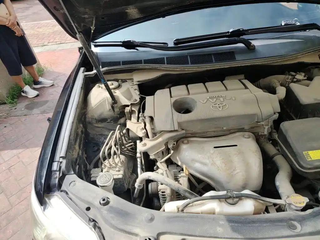 Toyota Camry — миниатюра 20