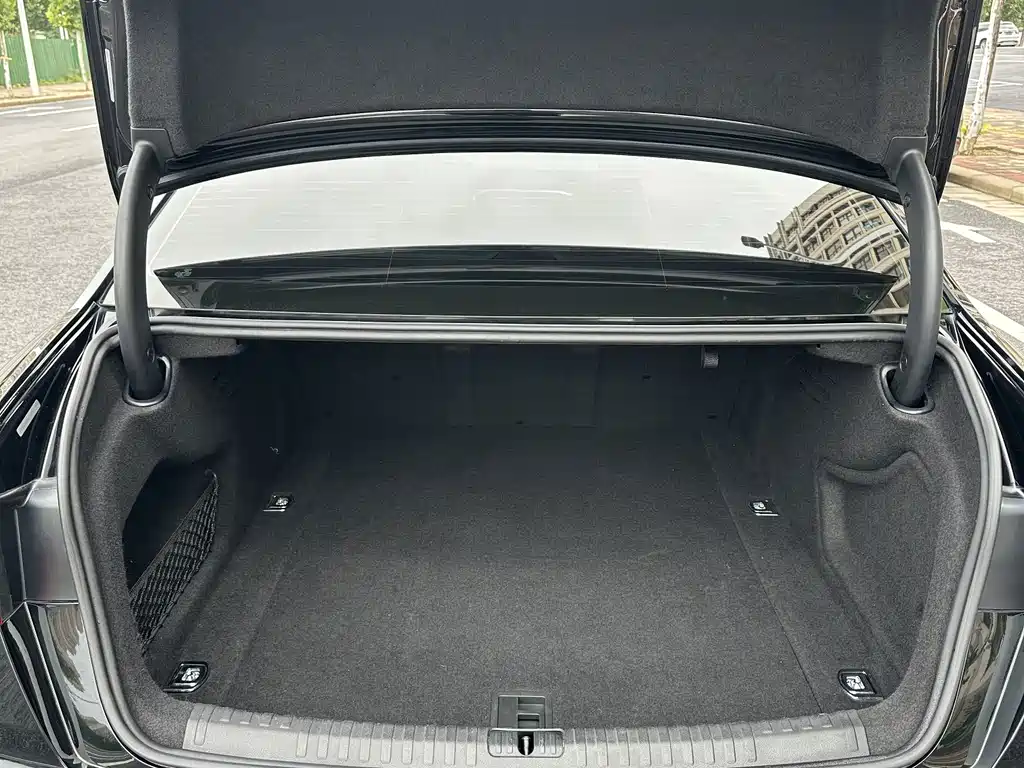 Audi A6L — миниатюра 14