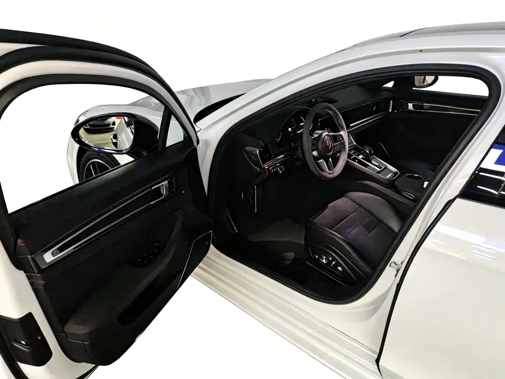 Porsche Panamera — миниатюра 5