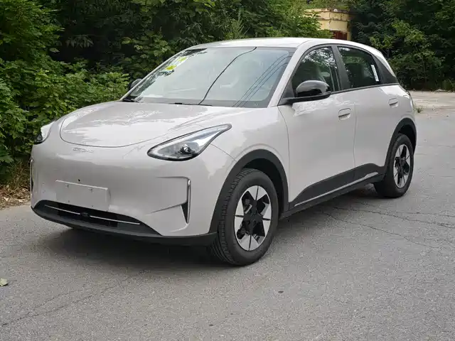 2026 Geely Xingyuan