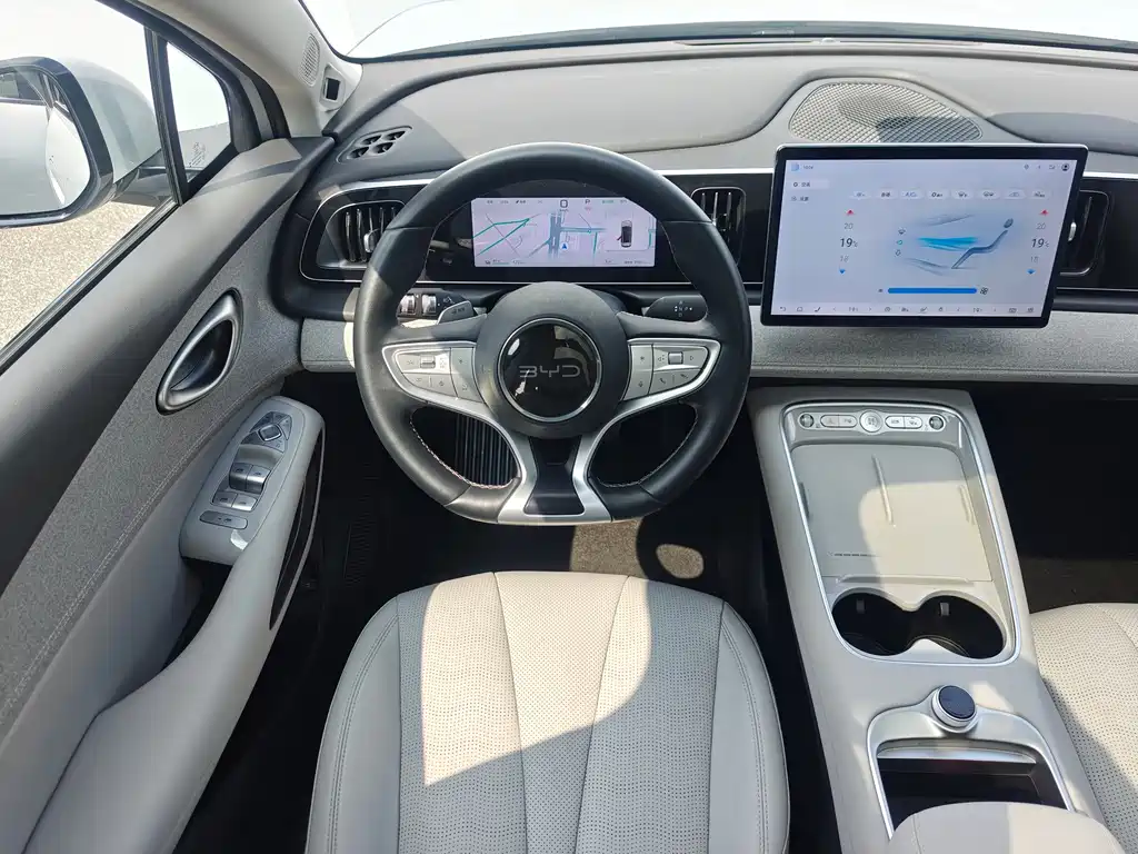 BYD Морской лев 05 EV — миниатюра 14