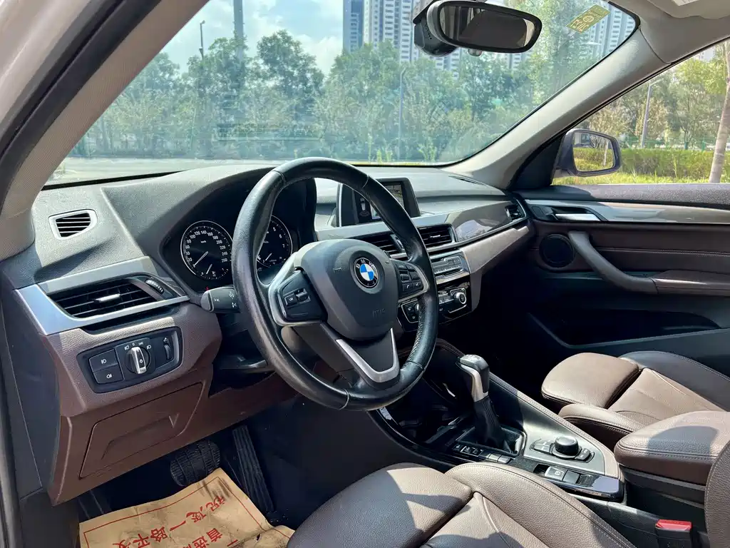 BMW X1 — миниатюра 7