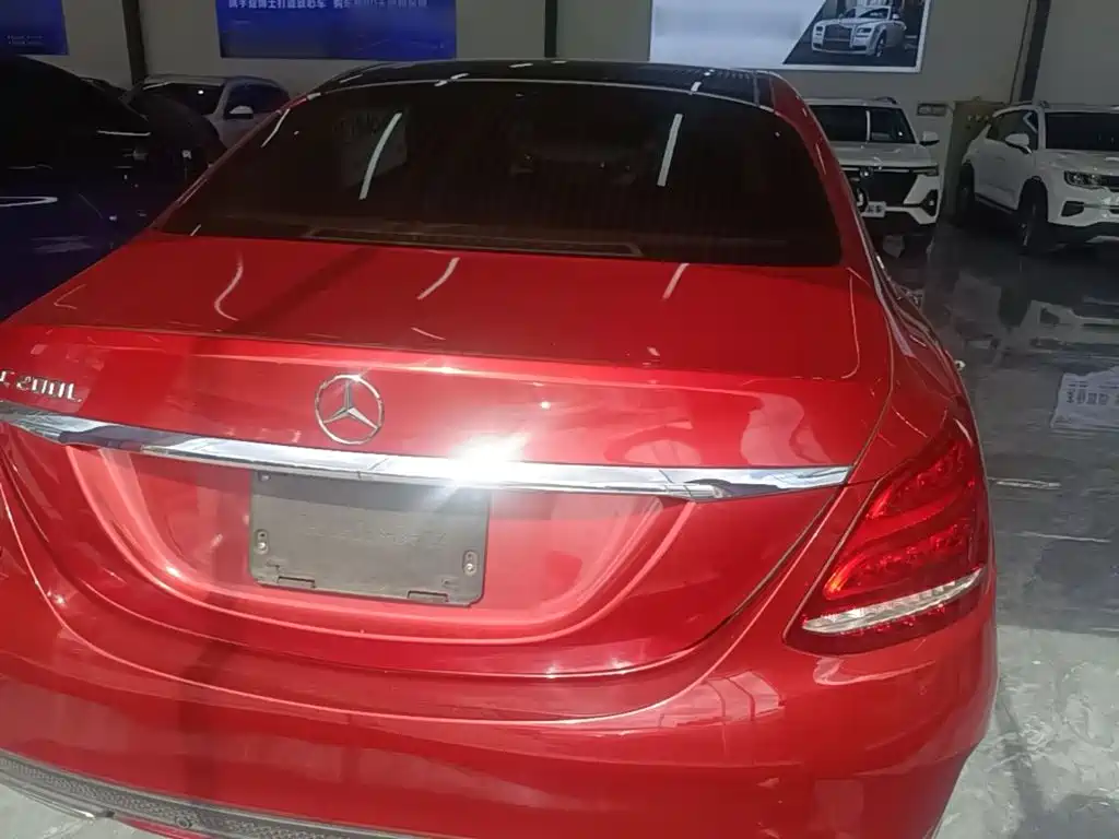 Mercedes-Benz C-Class — миниатюра 6
