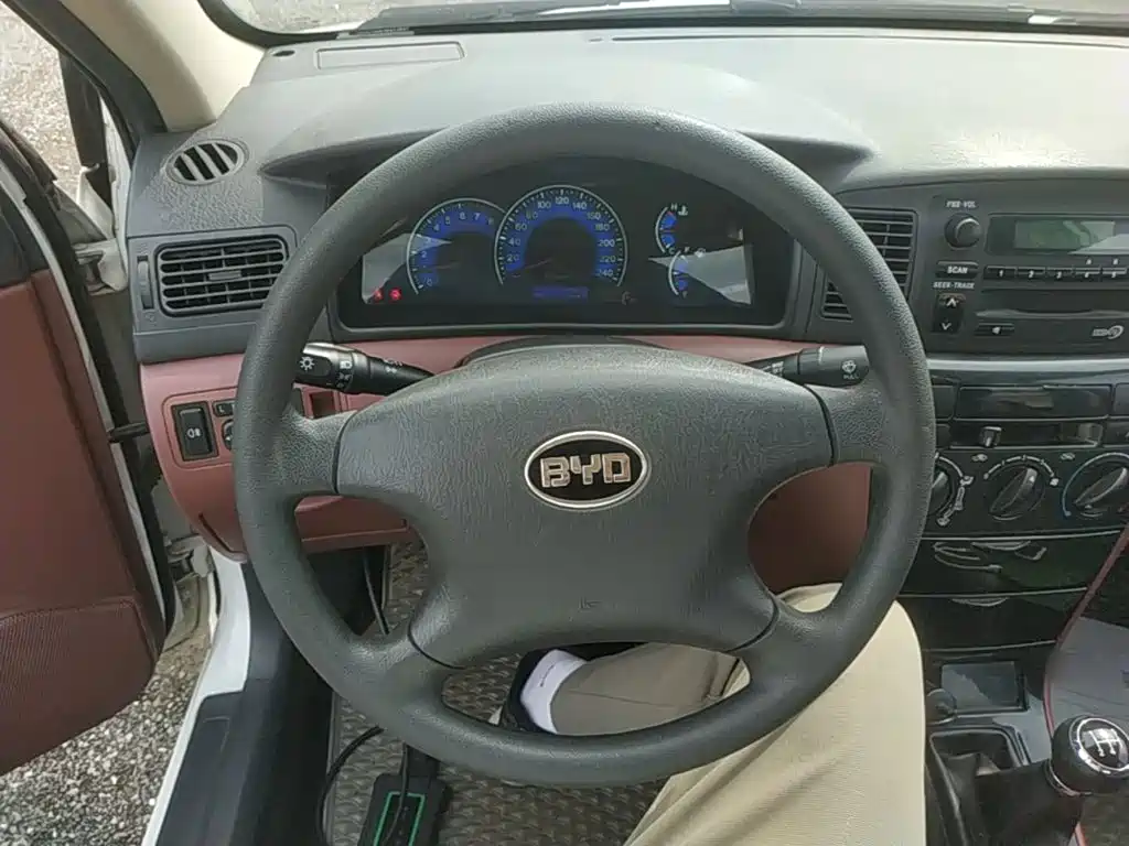 BYD F3 — миниатюра 11