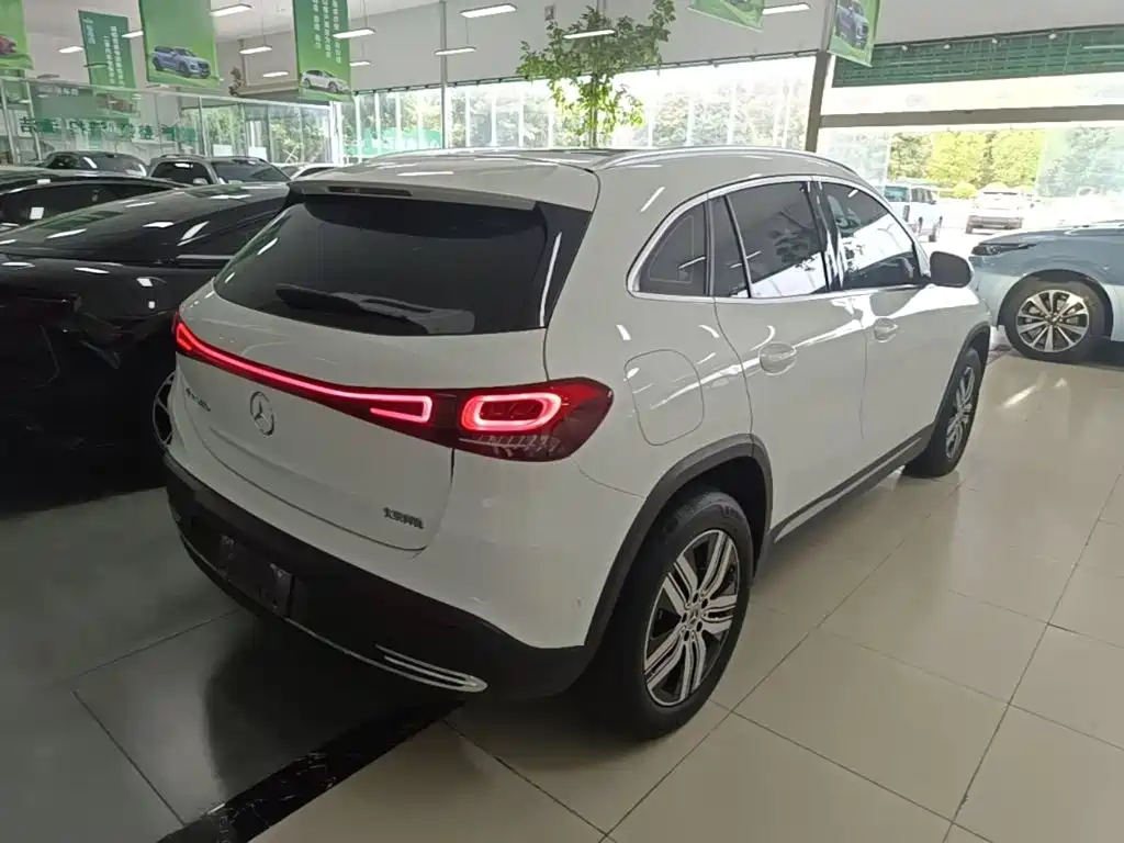 Mercedes-Benz EQA — миниатюра 7