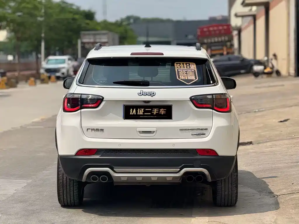 Jeep Compass — миниатюра 4