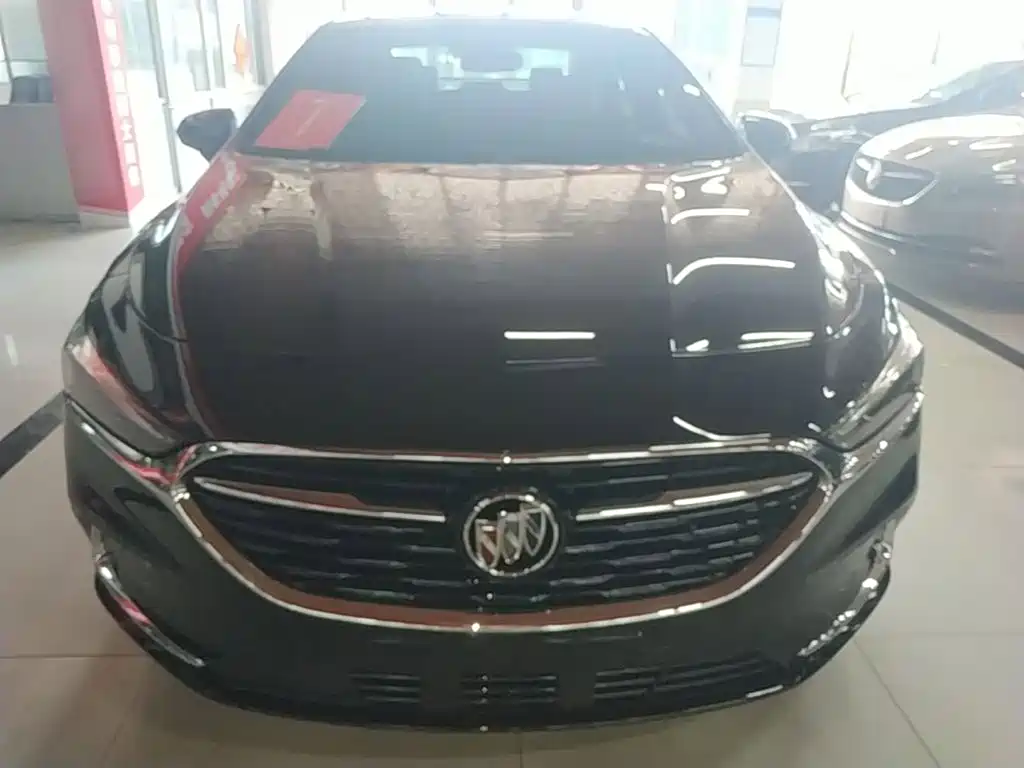 Buick LaCrosse — миниатюра 3
