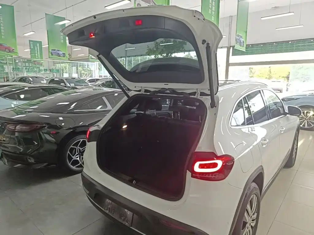 Mercedes-Benz EQA — миниатюра 19