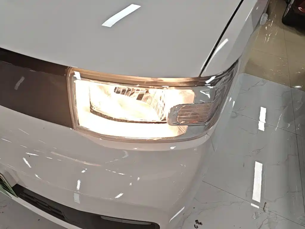 Wuling MINIEV — миниатюра 24