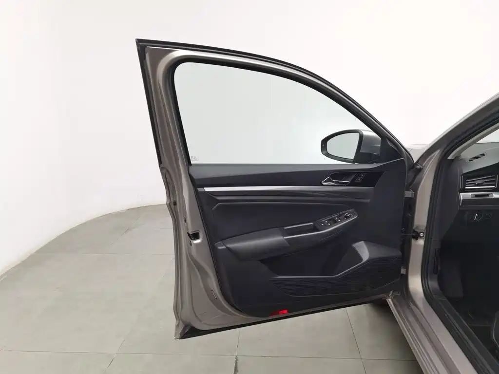 Volkswagen Bora — миниатюра 8